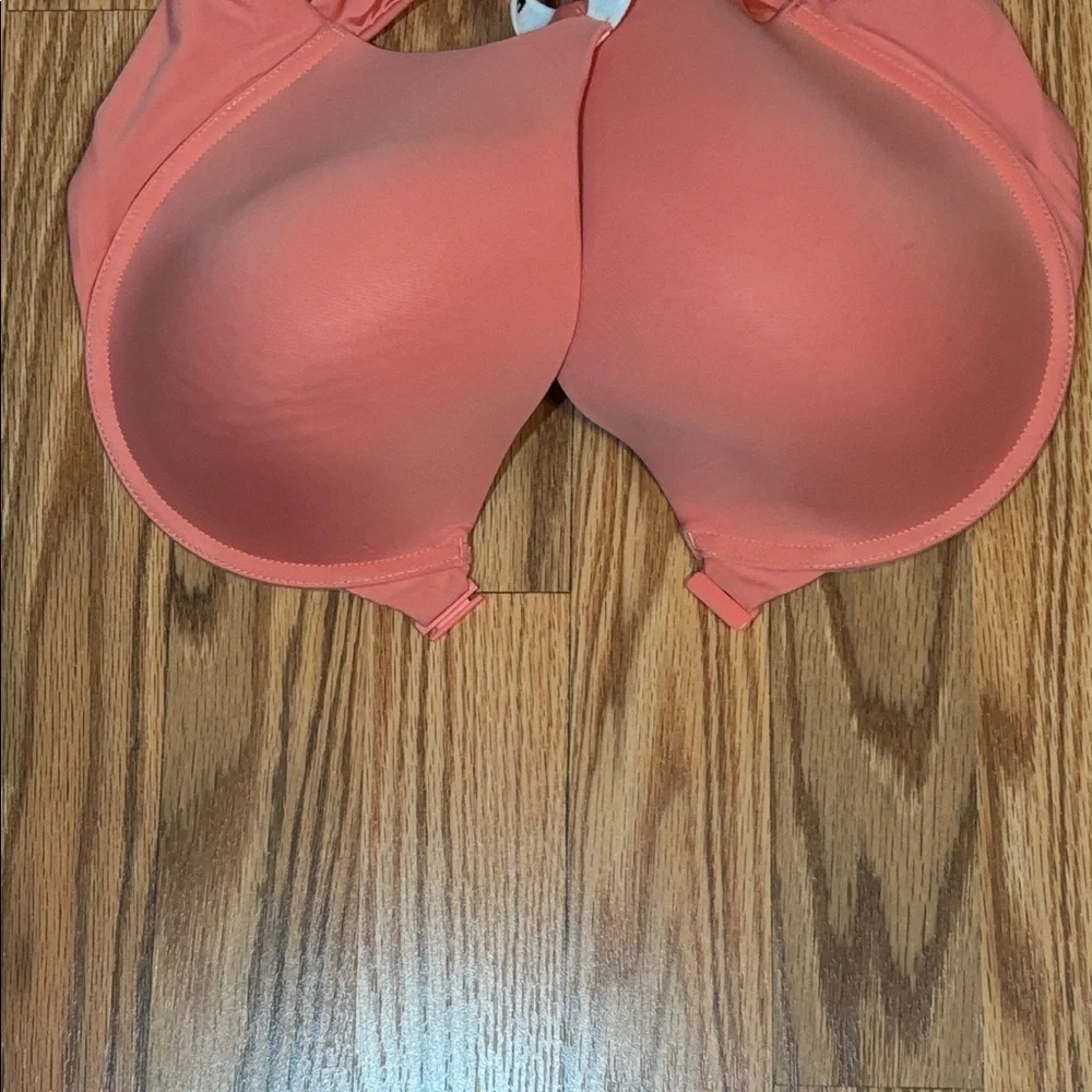 Victoria’s Secret T-shirt lightly lined, Demi Bra, Peach, 38DD